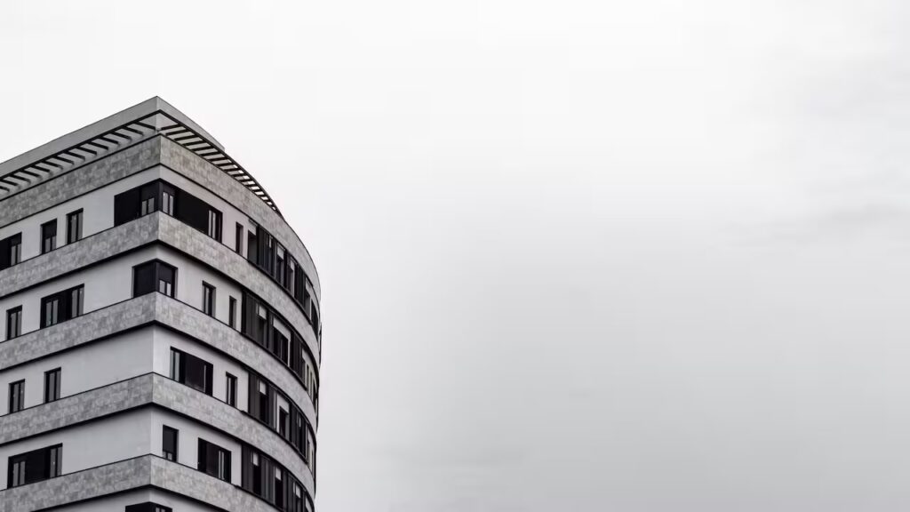 minimal-apartment-building-city-with-copy-space